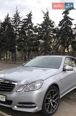 Седан Mercedes-Benz E-Class 2010 в Одесі