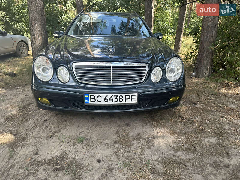 Mercedes-Benz E-Class 2005