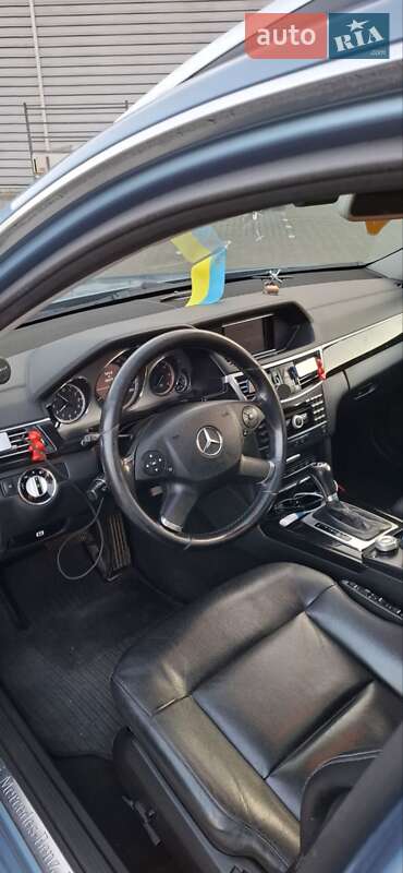 Универсал Mercedes-Benz E-Class 2009 в Козове