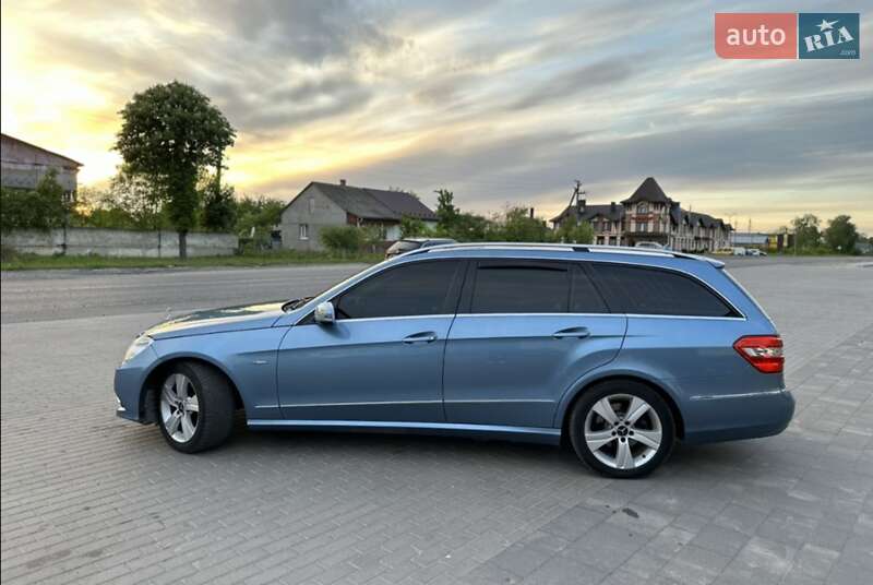 Универсал Mercedes-Benz E-Class 2009 в Козове