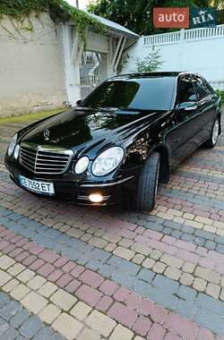 Седан Mercedes-Benz E-Class 2003 в Чернівцях