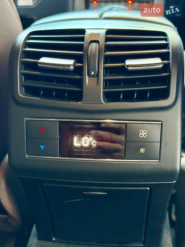 Седан Mercedes-Benz E-Class 2014 в Чернівцях