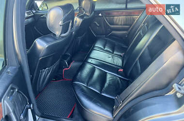 Седан Mercedes-Benz E-Class 1993 в 