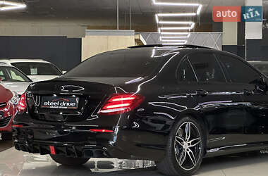 Седан Mercedes-Benz E-Class 2019 в 