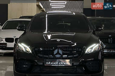 Седан Mercedes-Benz E-Class 2019 в 