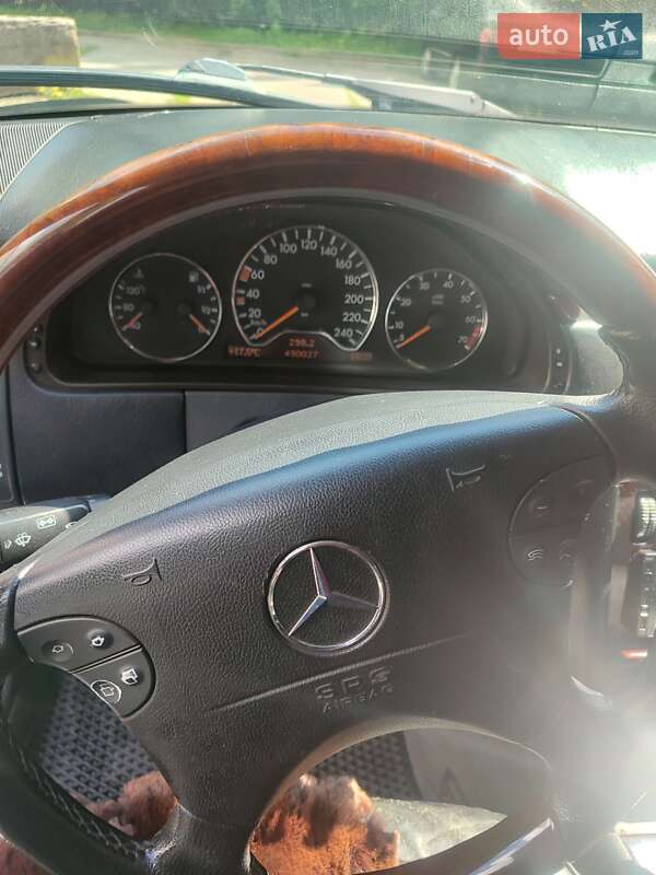 Седан Mercedes-Benz E-Class 1998 в Виннице