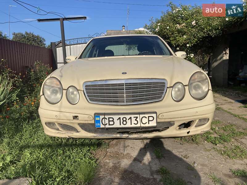 Седан Mercedes-Benz E-Class 2003 в 