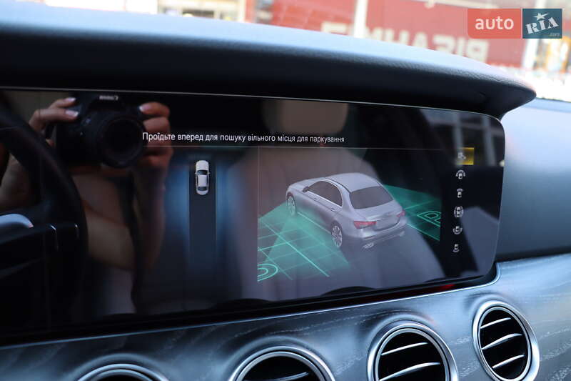 Седан Mercedes-Benz E-Class 2022 в Львове