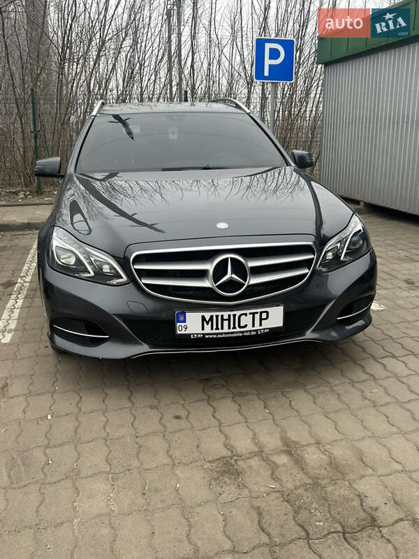 Mercedes-Benz E-Class 2013