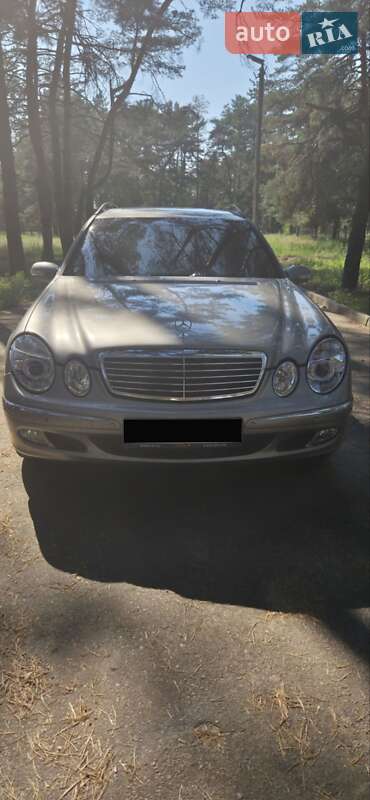 Mercedes-Benz E-Class 2004