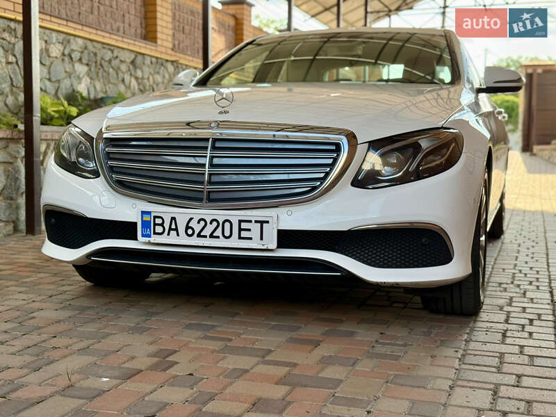 Седан Mercedes-Benz E-Class 2016 в Кропивницком