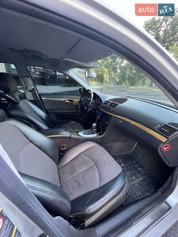 Седан Mercedes-Benz E-Class 2003 в Чернігові фото 5 Седан Mercedes-Benz E-Class 2003 в Чернігові