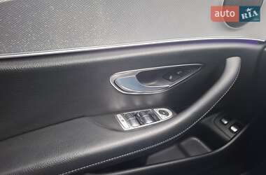 Седан Mercedes-Benz E-Class 2016 в 