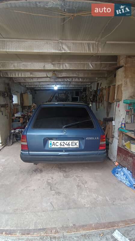 Универсал Mercedes-Benz E-Class 1993 в Колках