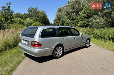 Универсал Mercedes-Benz E-Class 2001 в 