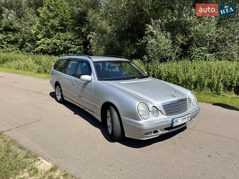 Универсал Mercedes-Benz E-Class 2001 в Львове