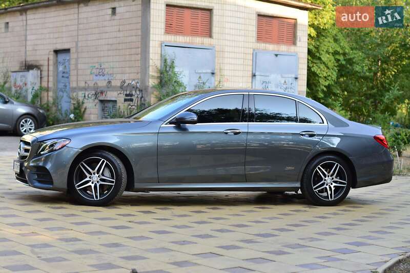 Седан Mercedes-Benz E-Class 2016 в Кривому Розі