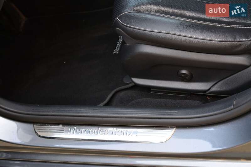 Седан Mercedes-Benz E-Class 2016 в Кривому Розі