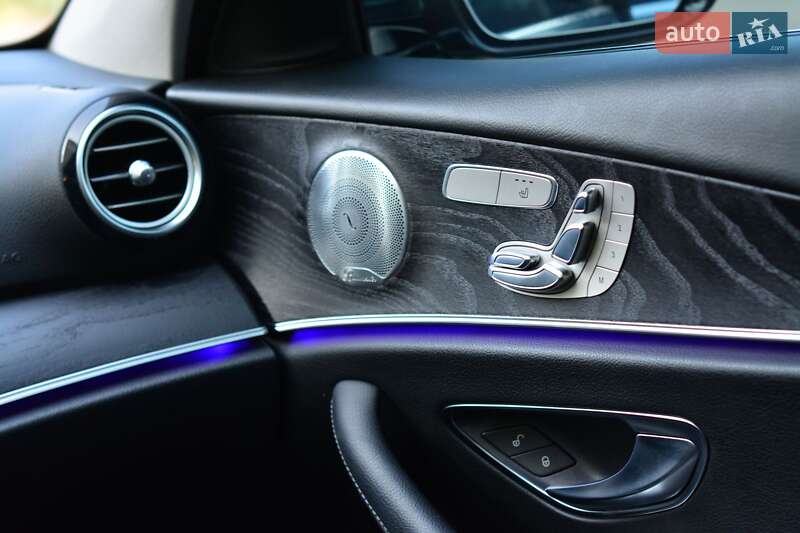 Седан Mercedes-Benz E-Class 2016 в Кривому Розі