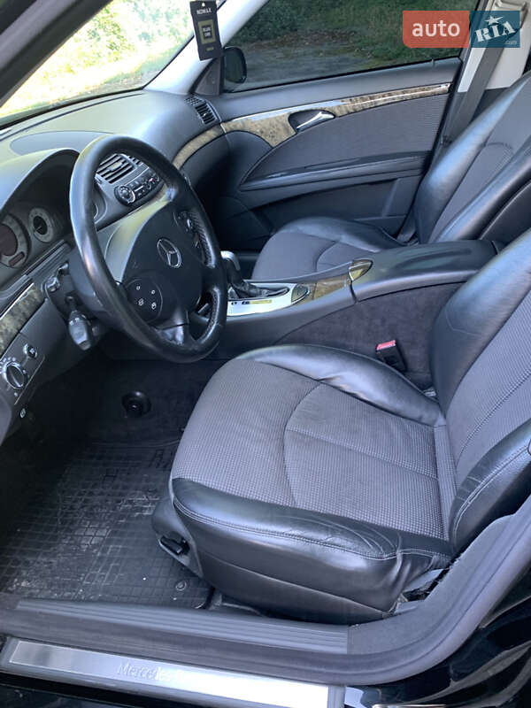 Седан Mercedes-Benz E-Class 2004 в Надвірній фото 9 Седан Mercedes-Benz E-Class 2004 в Надвірній