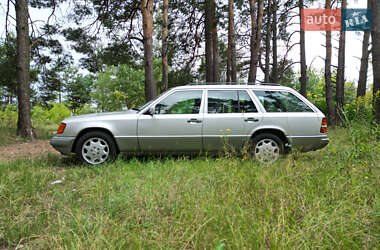 Універсал Mercedes-Benz E-Class 1992 в Києві