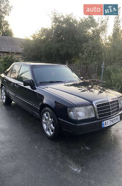 Седан Mercedes-Benz E-Class 1987 в Рівному