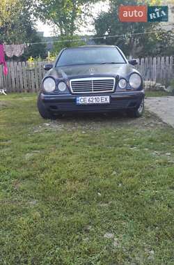 Седан Mercedes-Benz E-Class 1997 в Чернівцях