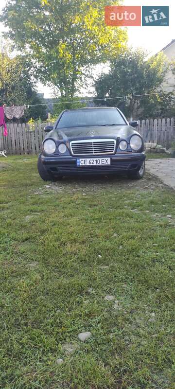 Седан Mercedes-Benz E-Class 1997 в Черновцах