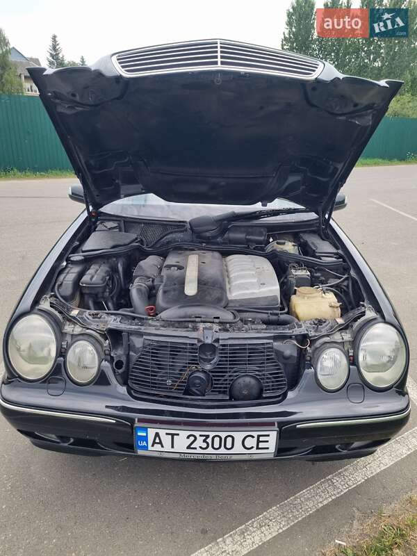 Седан Mercedes-Benz E-Class 2001 в Ивано-Франковске