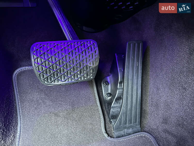 Седан Mercedes-Benz E-Class 2018 в Одессе фото 44 Седан Mercedes-Benz E-Class 2018 в Одессе