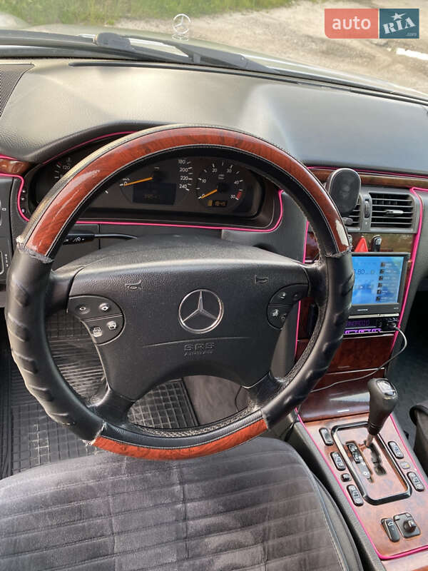 Седан Mercedes-Benz E-Class 1999 в Тернополе