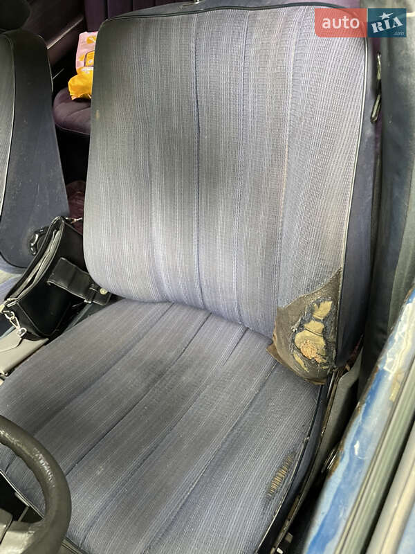 Седан Mercedes-Benz E-Class 1988 в Тернополі фото 12 Седан Mercedes-Benz E-Class 1988 в Тернополі