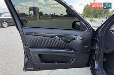 Седан Mercedes-Benz E-Class 2004 в 