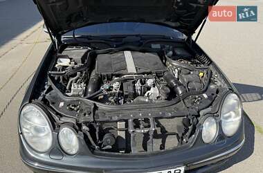 Седан Mercedes-Benz E-Class 2004 в 