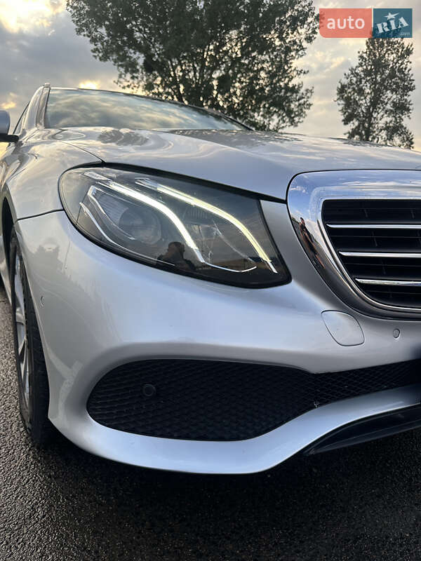 Универсал Mercedes-Benz E-Class 2019 в Луцке
