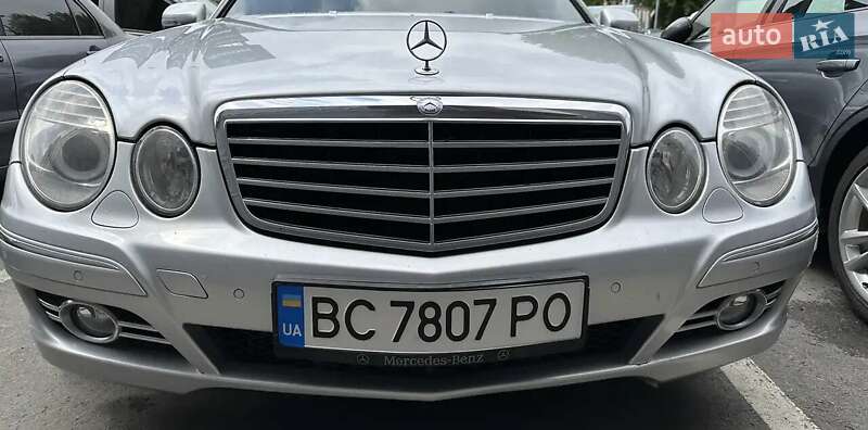 Седан Mercedes-Benz E-Class 2008 в Львове