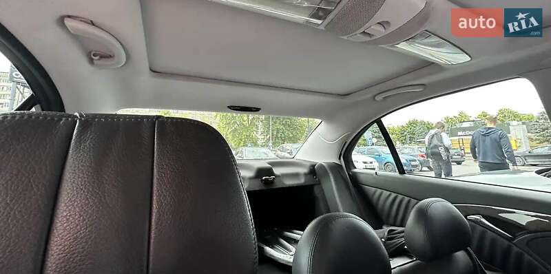 Седан Mercedes-Benz E-Class 2008 в Львове