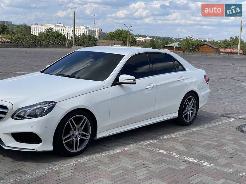 Седан Mercedes-Benz E-Class 2014 в Харкові