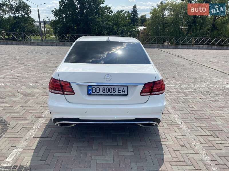 Седан Mercedes-Benz E-Class 2014 в Харкові