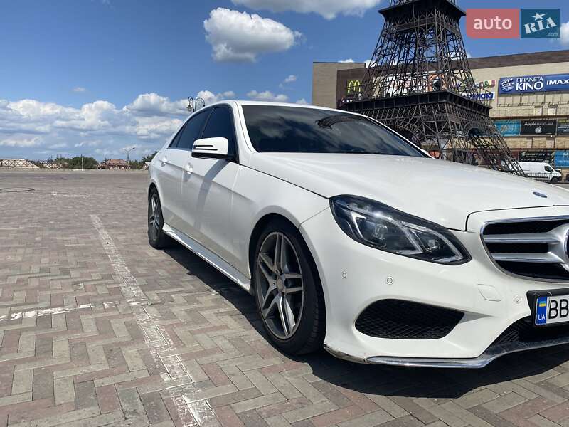 Седан Mercedes-Benz E-Class 2014 в Харкові