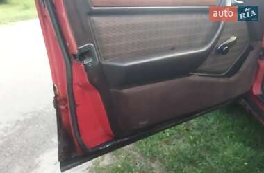 Универсал Mercedes-Benz E-Class 1985 в 