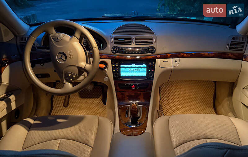 Седан Mercedes-Benz E-Class 2002 в Фастові фото 3 Седан Mercedes-Benz E-Class 2002 в Фастові