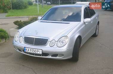Седан Mercedes-Benz E-Class 2002 в  фото 6 Седан Mercedes-Benz E-Class 2002 в