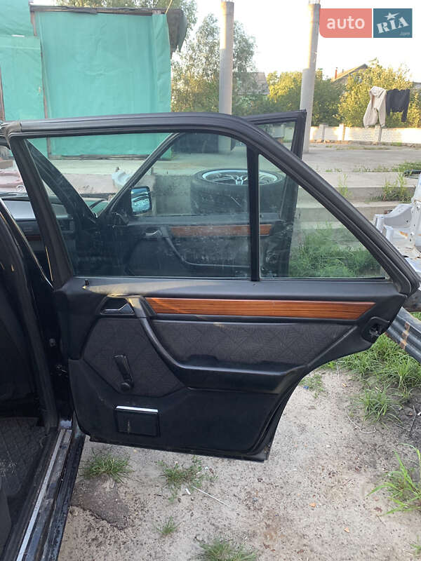 Седан Mercedes-Benz E-Class 1995 в Києві фото 10 Седан Mercedes-Benz E-Class 1995 в Києві