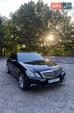 Седан Mercedes-Benz E-Class 2009 в Тячеві