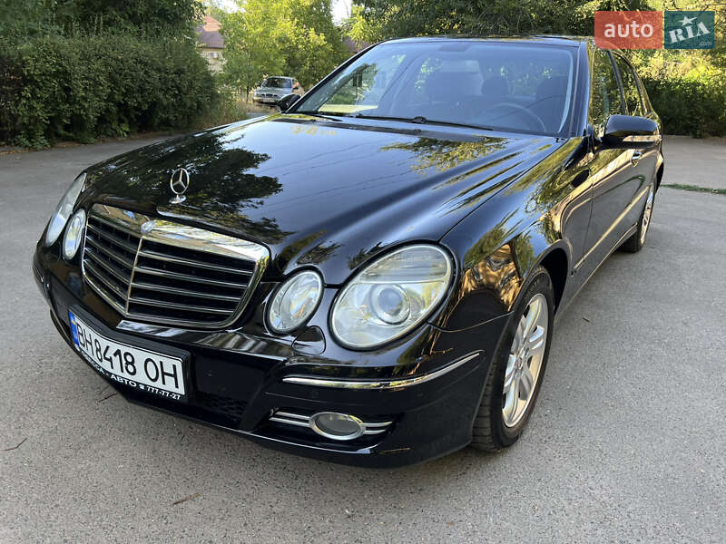 Седан Mercedes-Benz E-Class 2008 в 