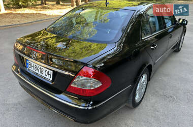 Седан Mercedes-Benz E-Class 2008 в 