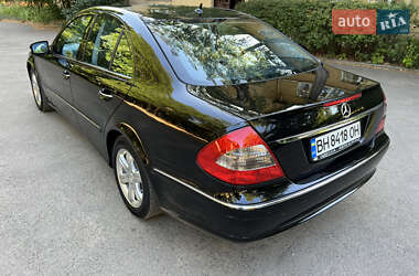 Седан Mercedes-Benz E-Class 2008 в 