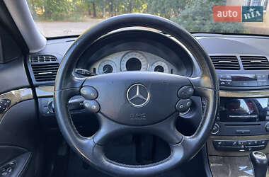 Седан Mercedes-Benz E-Class 2008 в 