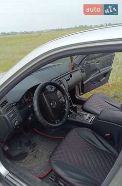 Седан Mercedes-Benz E-Class 1999 в 
